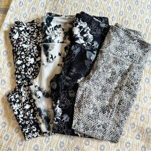 4 Bundle Leggings Balance Collection Size Medium black and white